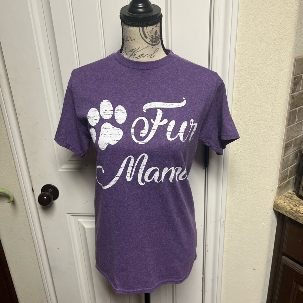 “Fur Mama” 🐾 Boutique T-shirt